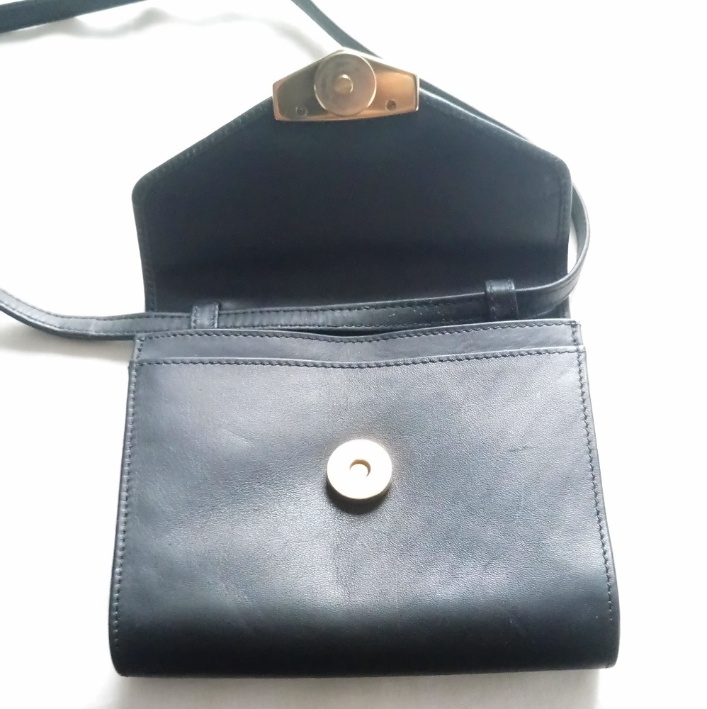 Vintage Mark Cross Crossbody Large Wallet/Bag NWOT - Picture 5 of 7
